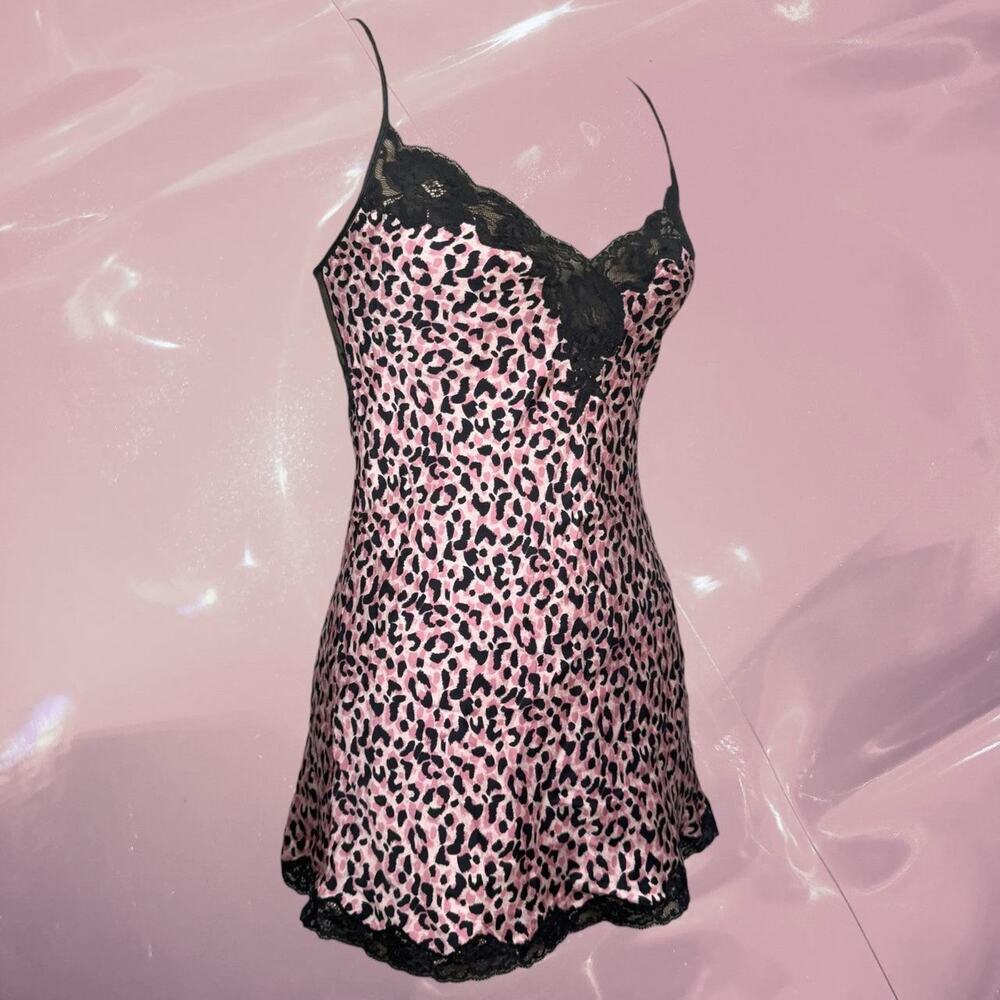 Y2K Victoria’s Secret pink leopard silk slip dress lace trim XS bias cut mini